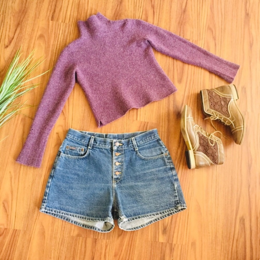 High waisted Jean Shorts - Picture 1 of 10
